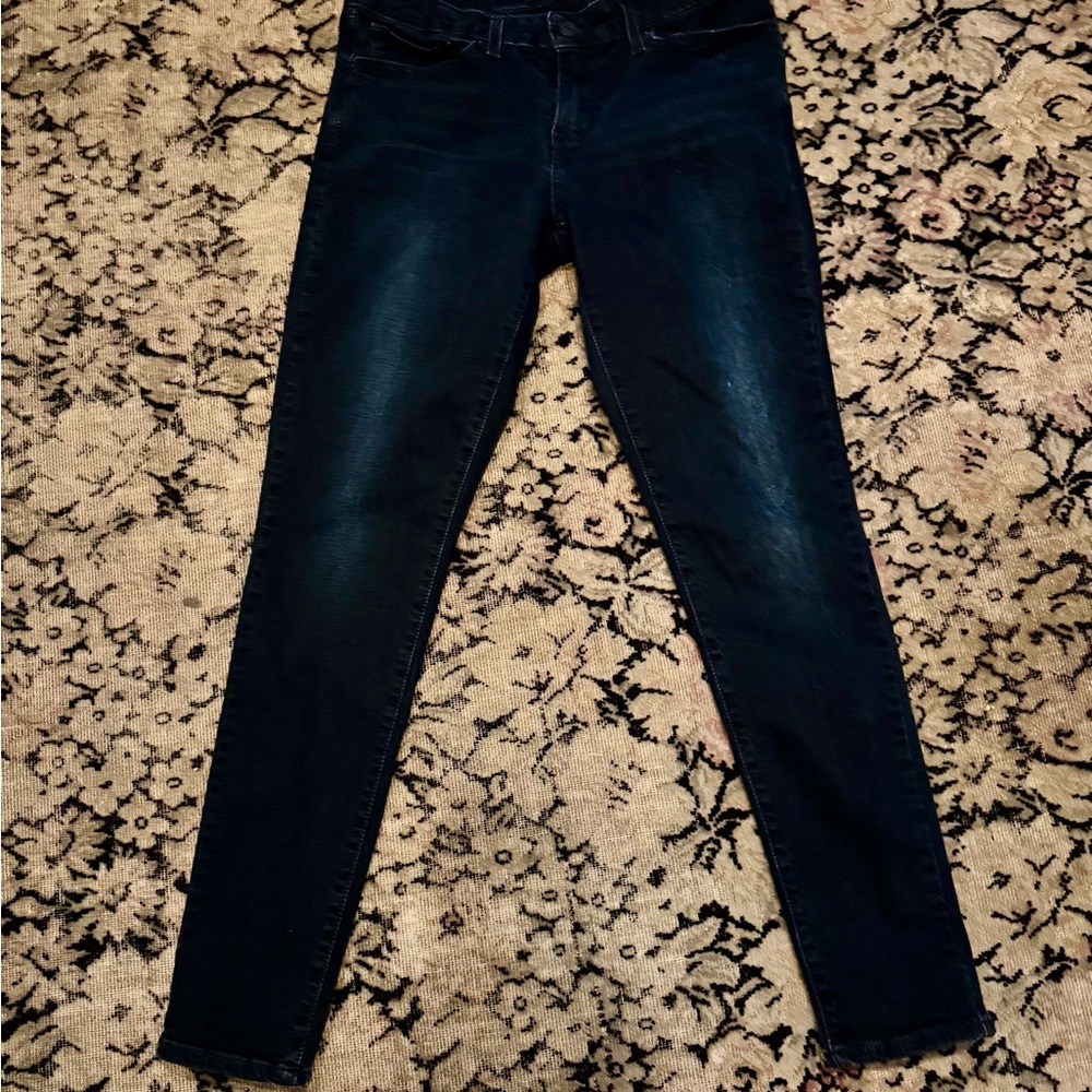 Women’s Levi’s 711 Classic Black Jeans - Size 31